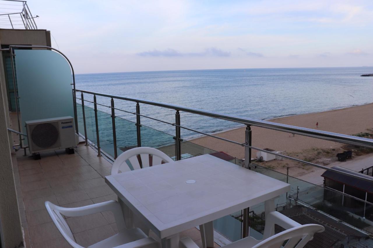 Beach Apartment No 17 Saints Constantine and Helena ภายนอก รูปภาพ